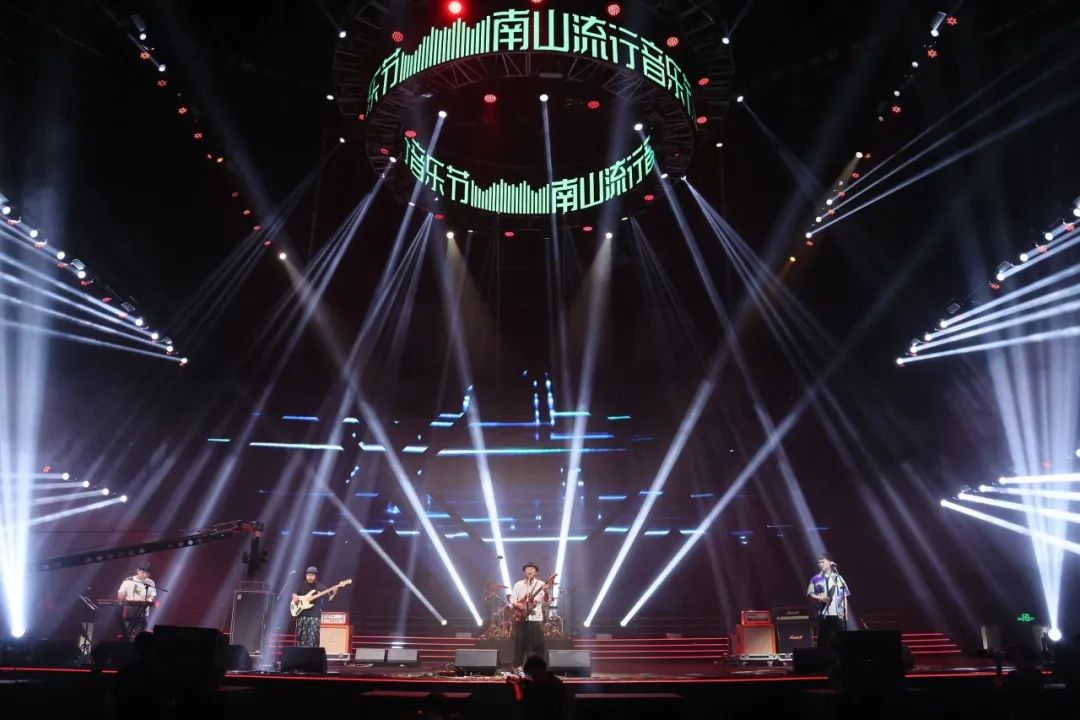 扎堆举办演唱会,各地演唱会井喷爆发