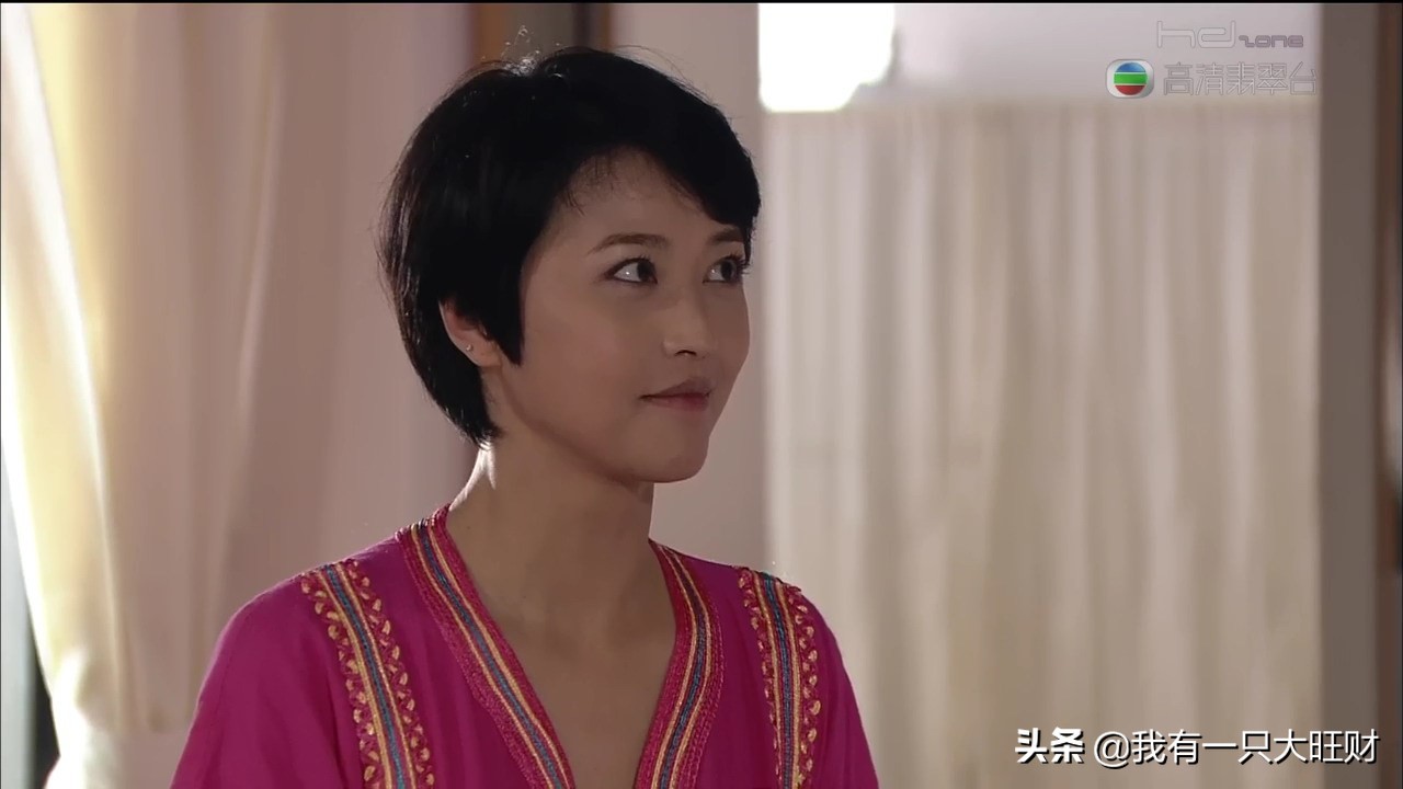 学警狙击便衣遇见盗版小妹,学警狙击小公主约见幸运王子