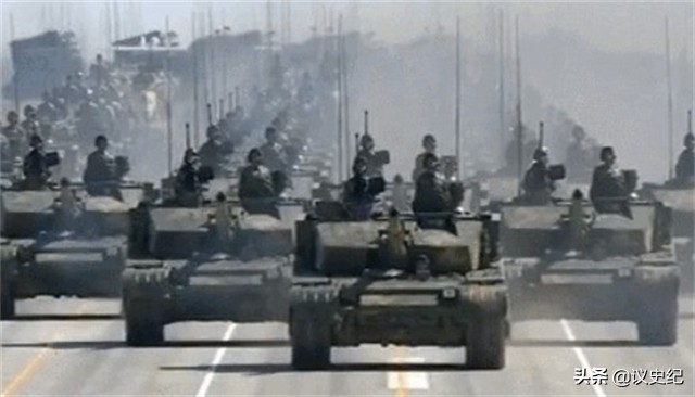 2008年厄瓜多尔,厄瓜多尔低价购买装备