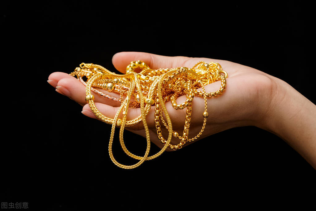 黄金首饰怎么清洗才光亮如新,黄金首饰怎么洗才能洗干净