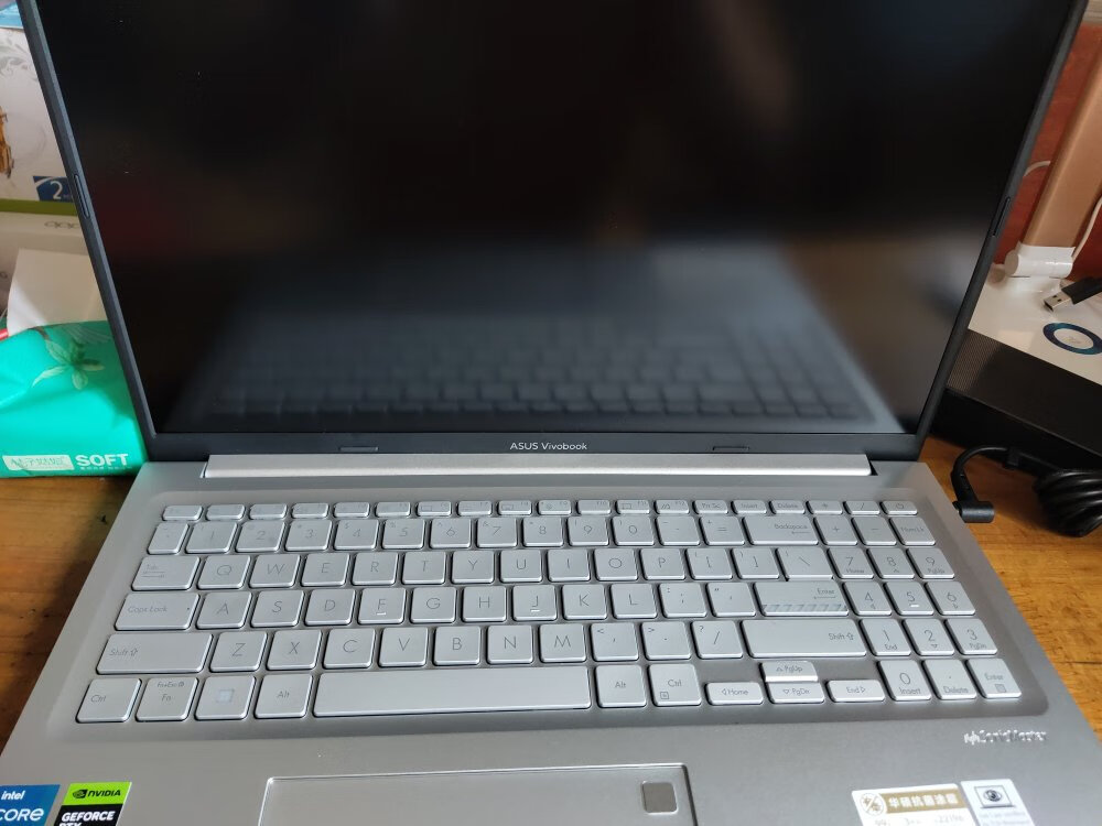 华硕无畏pro152.8koled轻薄全能本,华硕无畏pro152.8k120hz14英寸