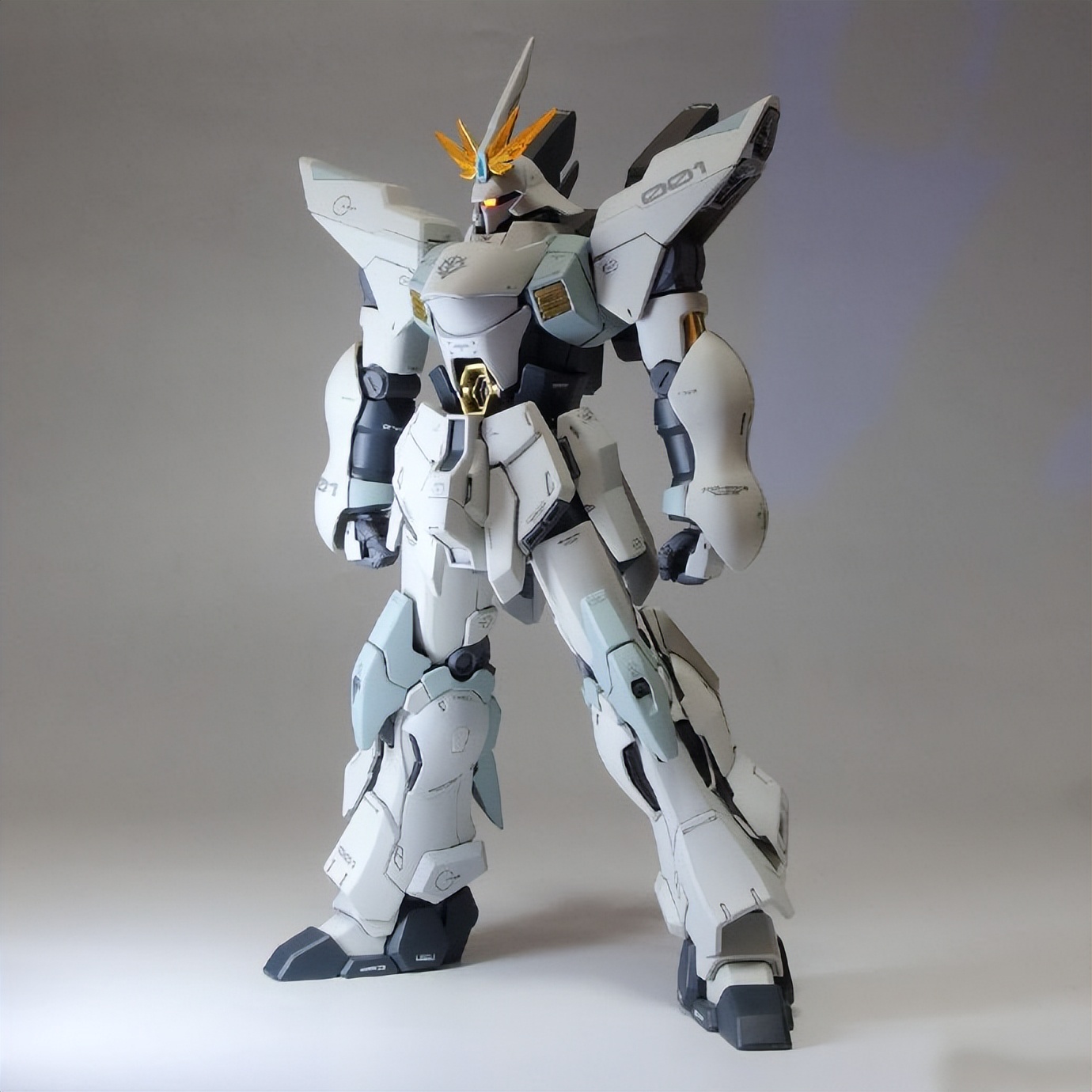 新机动战士高达图片,机动战士高达沙扎比