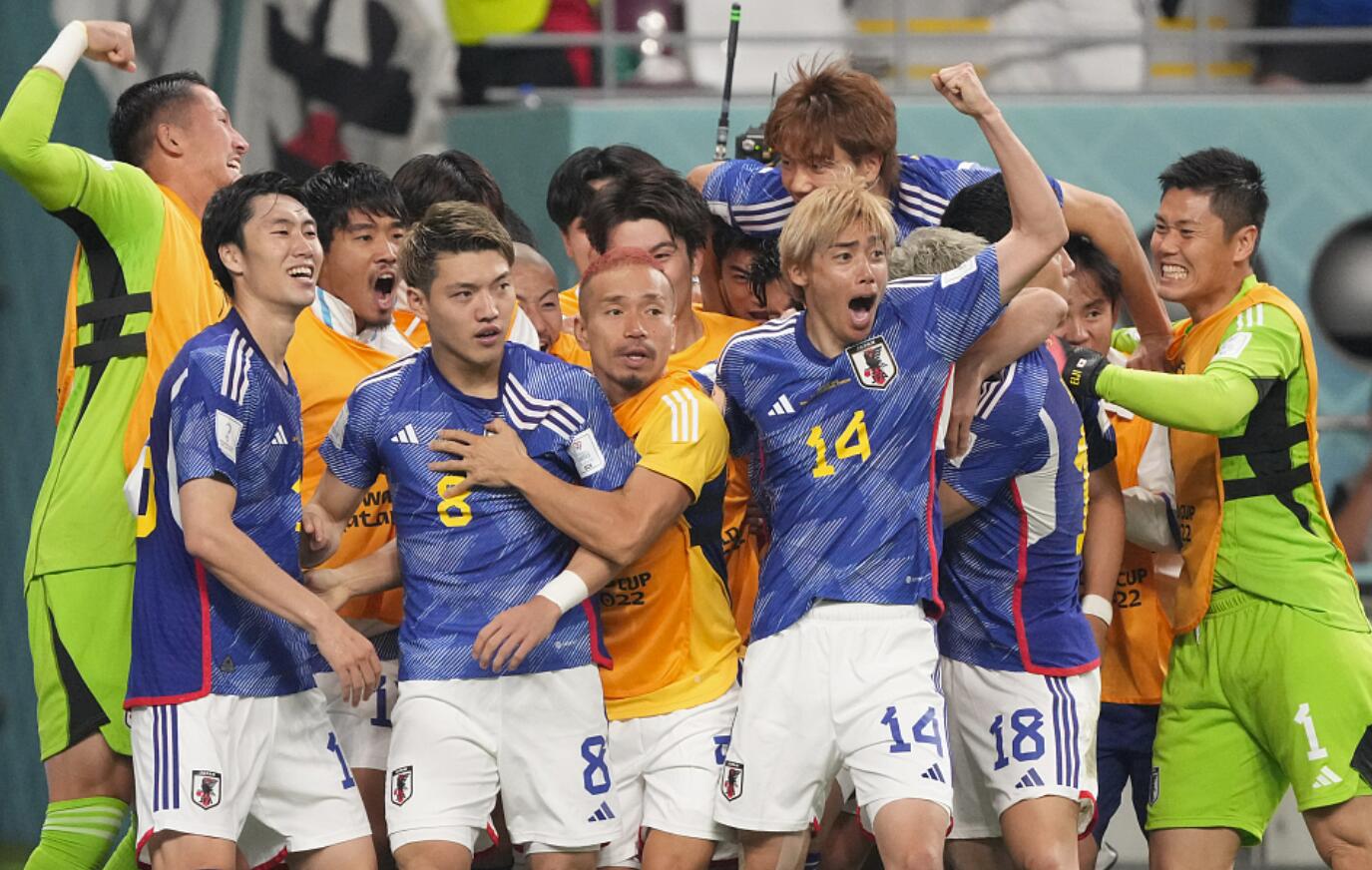 日本足球小将预言,足球小将世界杯52集日本对战巴西