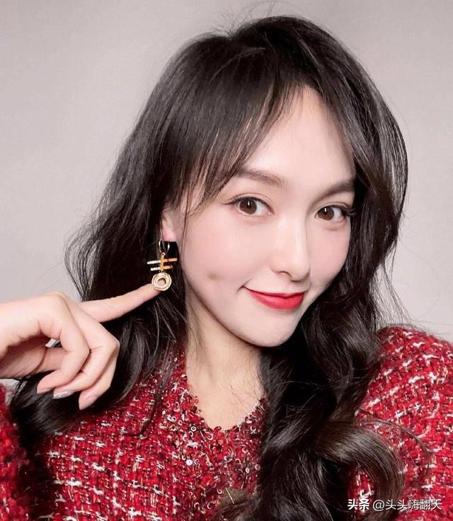 唐嫣御姐范惊艳全场,唐嫣御姐范造型