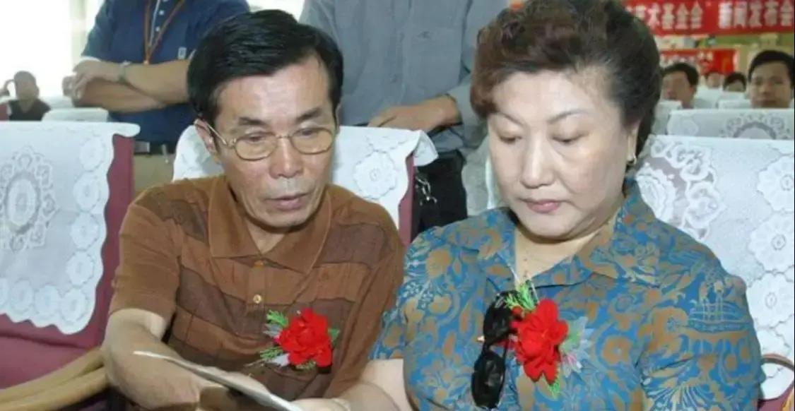 东北“巨骗”*相贵陈**:悍马演员,182万手机号,狱中岁月