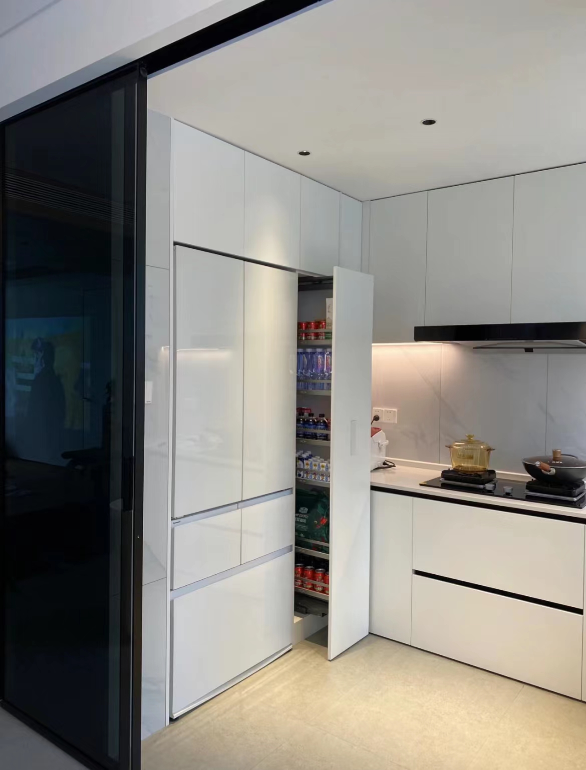 真正的嵌入式冰箱是这样做的,嵌入式冰箱怎么弄省钱