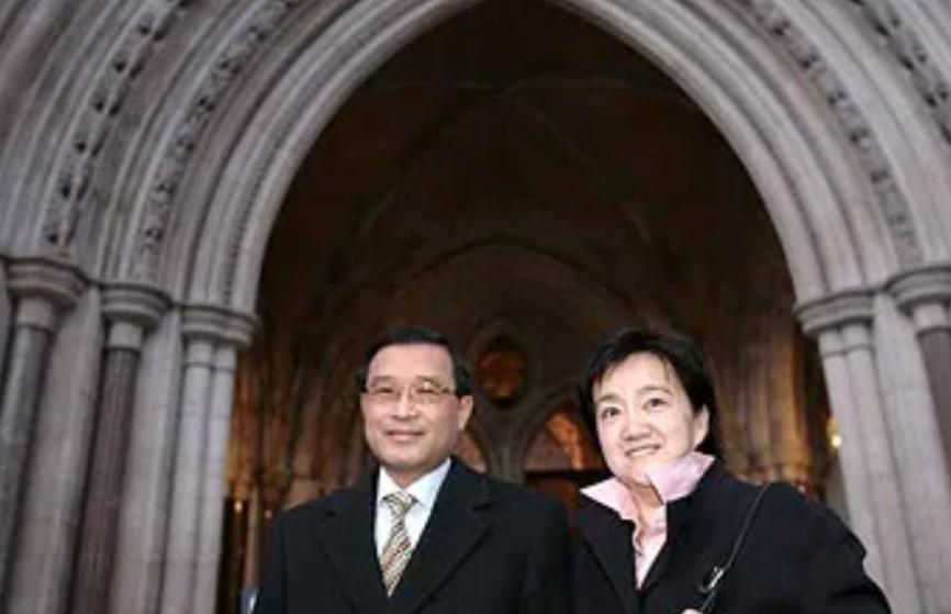 继承岳母上亿遗产法院判决,继承人继承遗产后出国被家人起诉