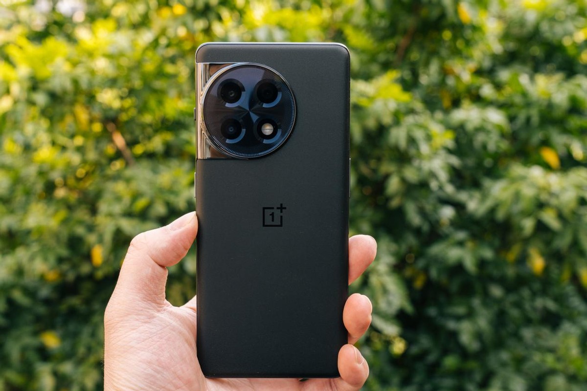 一加ace2对比iphone14promax,一加ace2pro和苹果14promax拍照