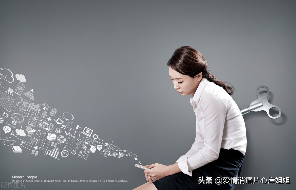 和同事分手了还要见面,男朋友是同事分手了每天见怎么办