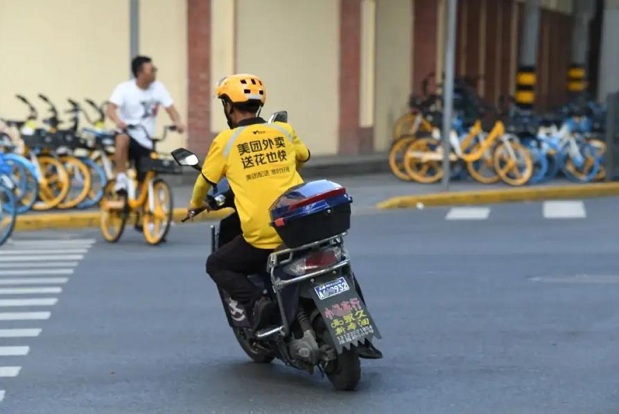 外卖骑手公认最舒服的电动车推荐,跑外卖最实用的能上绿牌电动车