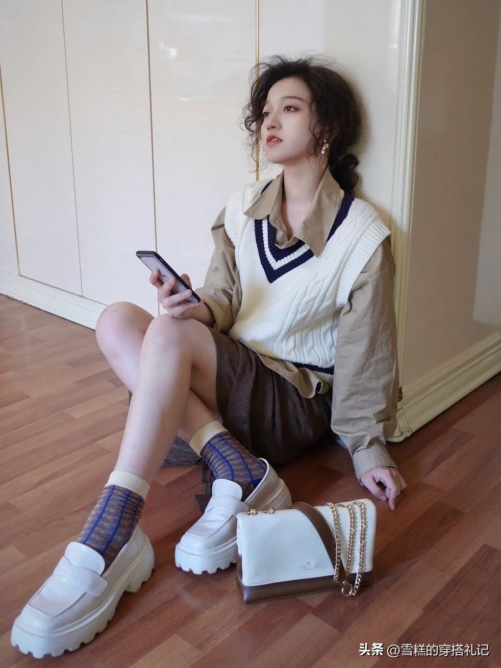 秋冬乐福鞋搭配裤子怎么穿,2023年乐福鞋搭配什么衣服最好看