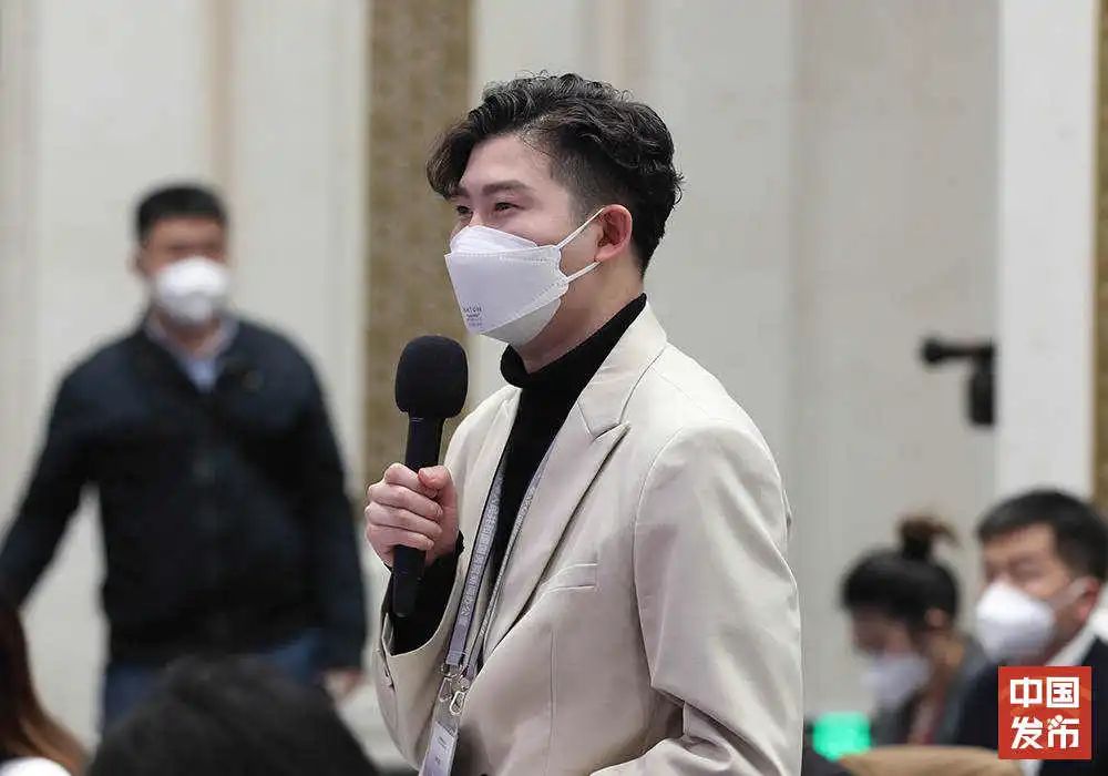 国新办举行“权威部门话开局”系列主题新闻发布会介绍“守国门、促发展，为推进中国式现代化贡献海关力量”