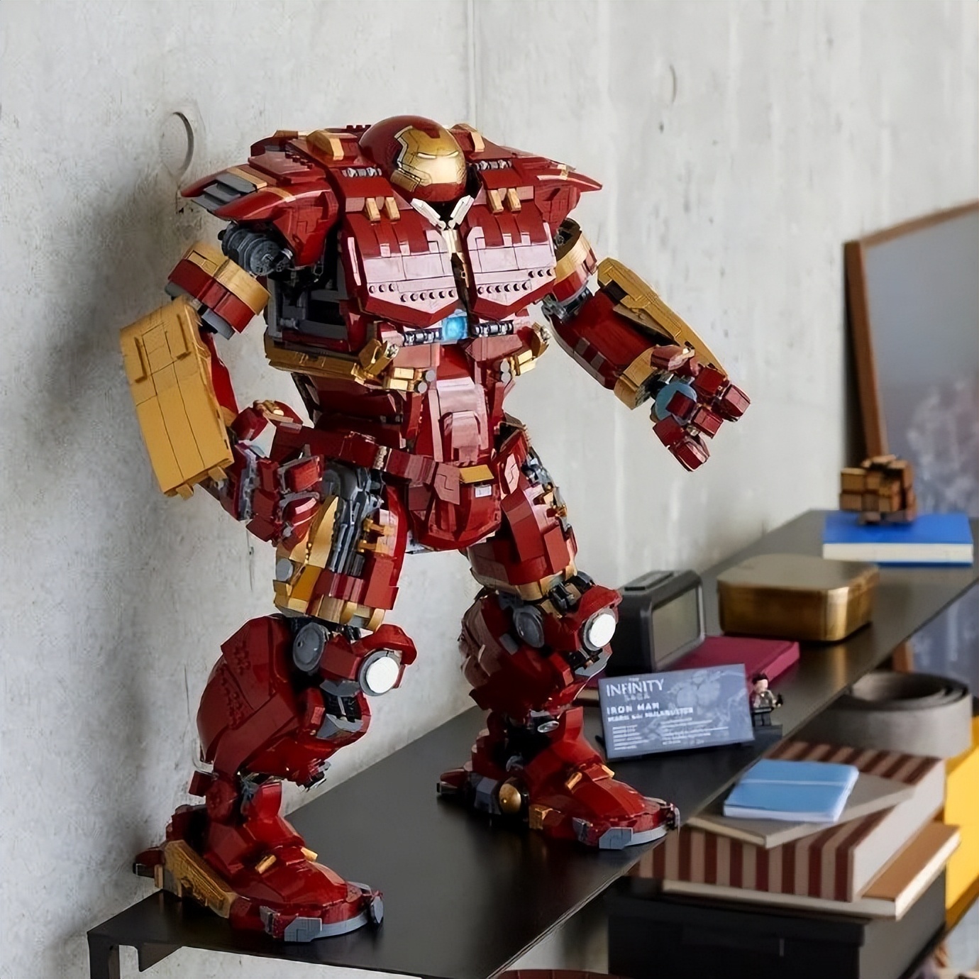 大型的乐高反浩克拼装视频,最便宜最好的反浩克装甲乐高