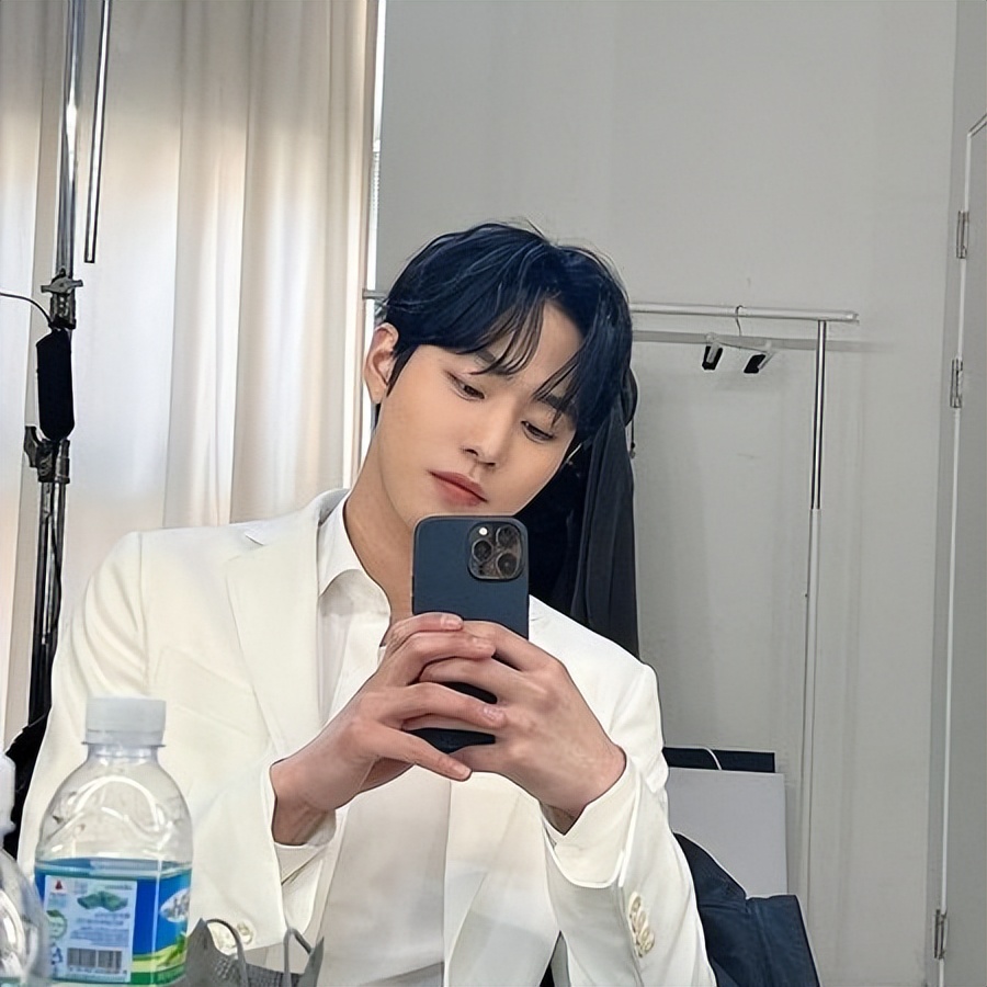 男生发型2020发型合集,发型2020流行发型男生夏季