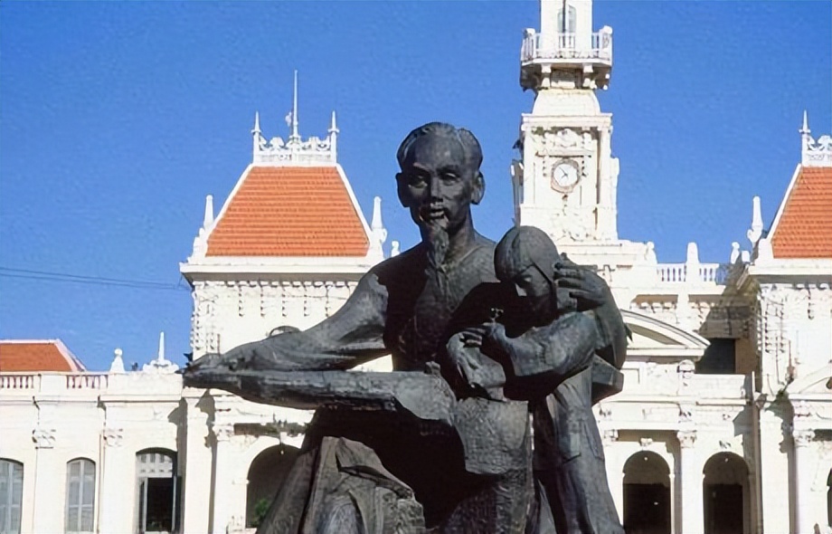 胡志明留在庐山的“指书”