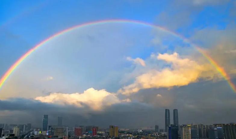 昆明的雨季朗读,昆明的雨季是几月份到几月份结束