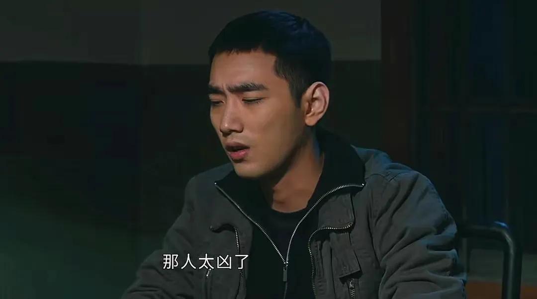 《他是谁》：看懂蒋广善死前的一笑，才知他杀人成瘾的真相！可怕
