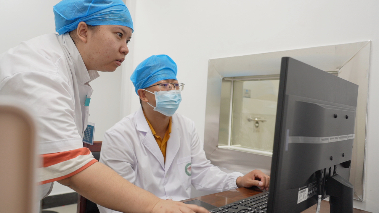 真金白银！中交集团380万帮扶资金助力泸水市第一人民医院“展翅高飞”