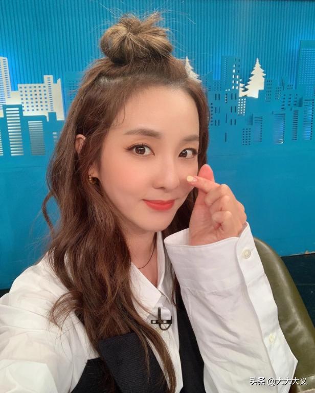 米娜早期热舞,米娜热舞