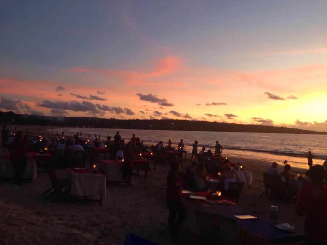 两名中国游客不幸身亡事件,两名中国游客身亡原因