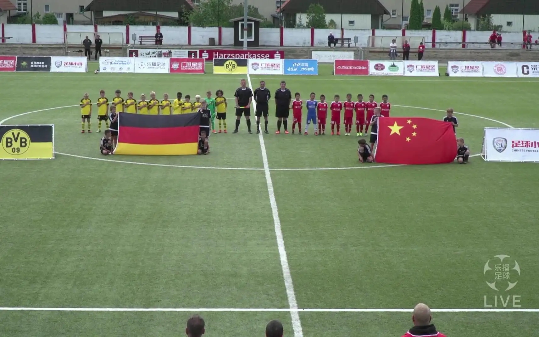 从国青“不美丽的大脚”惨胜谈中国足球青训(一)