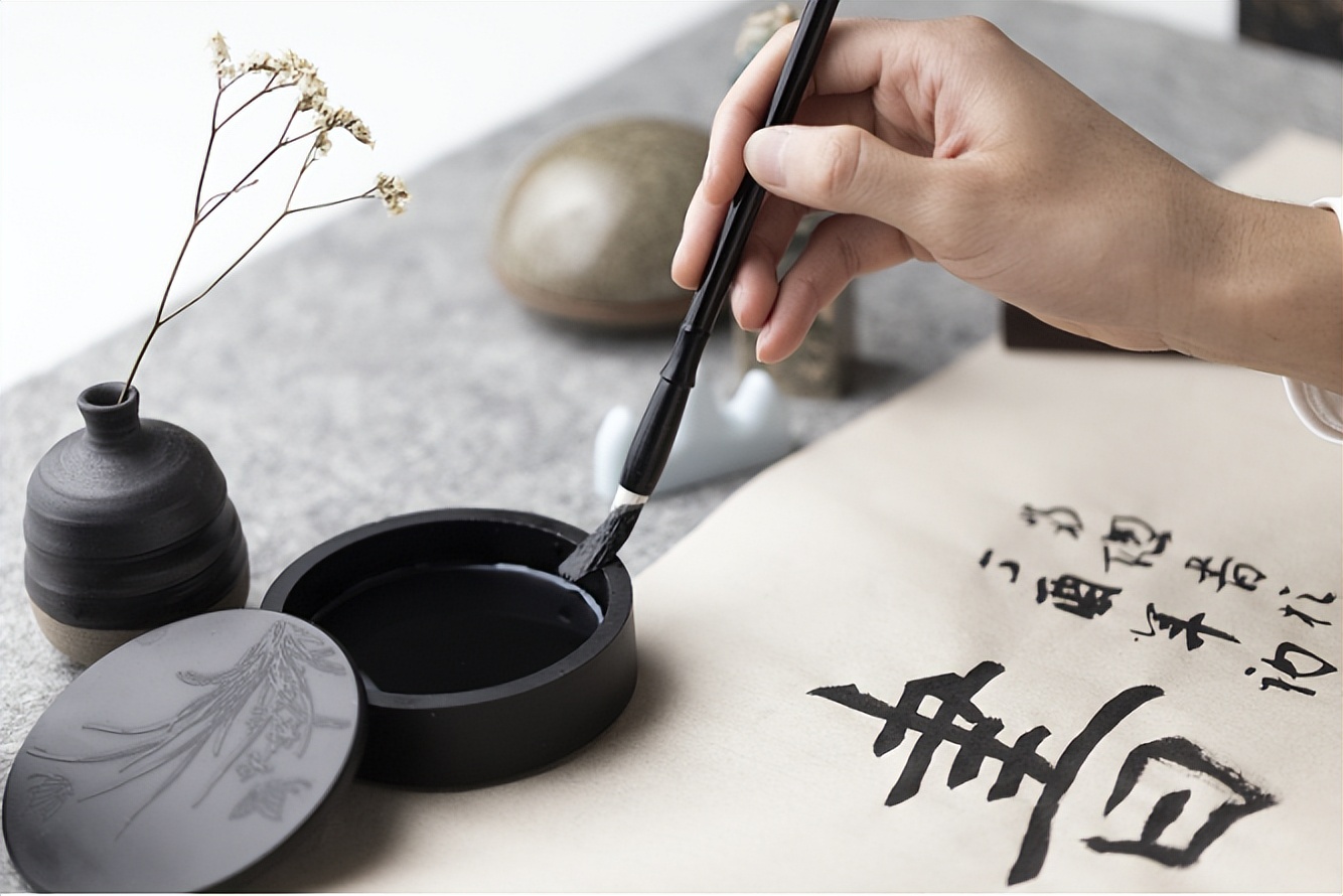 英语主科地位遭质疑，书法学升级为一级学科，这意味着什么？