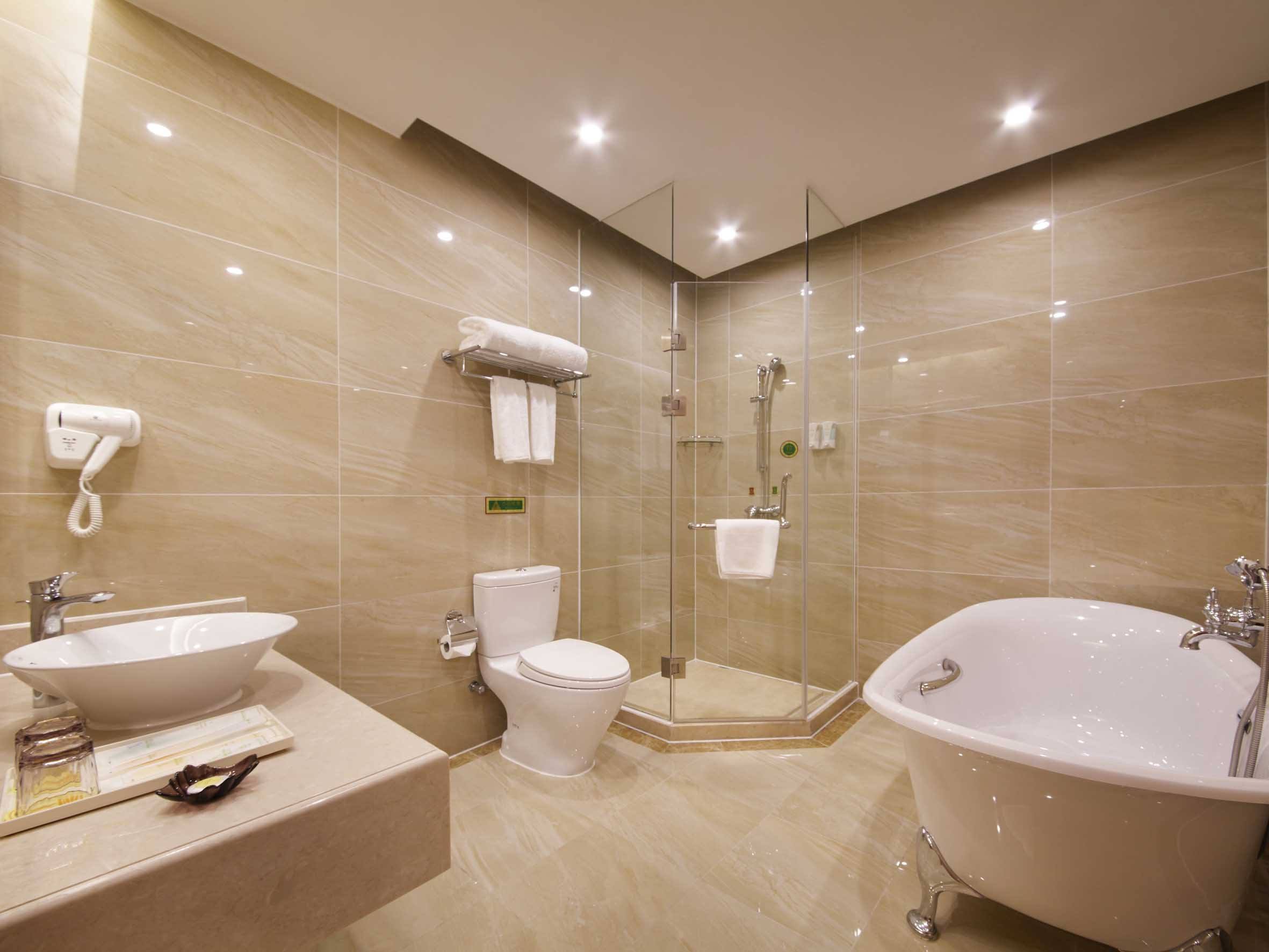 东莞天花板漏水补漏,天花板漏水渗水补漏神器