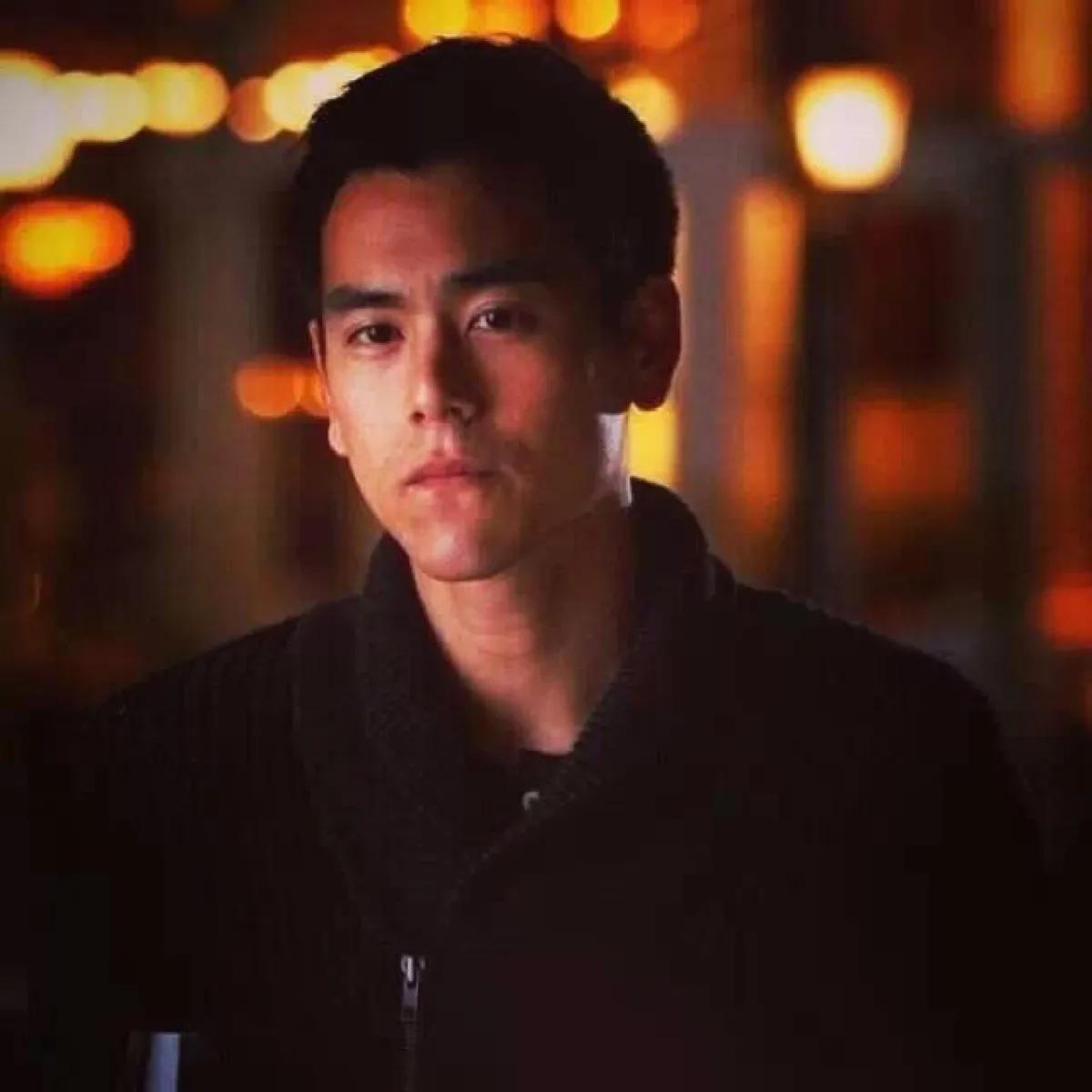 超清彭于晏健身图片,明星腹肌照前100名