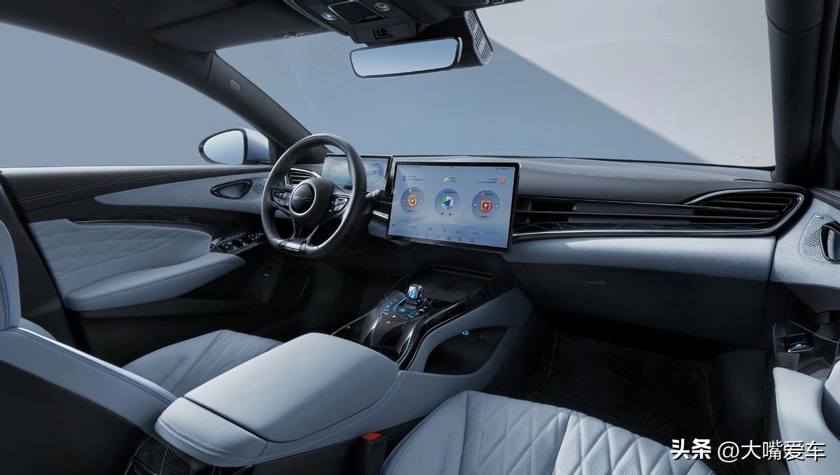 2023款比亚迪e2升级版,2023款比亚迪驱逐舰