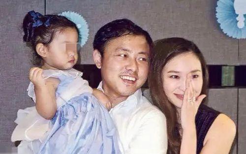 6年生4胎，被称为“富豪生育工具”，吴佩慈为何活成了笑话？