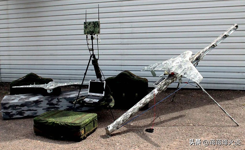 大炮塔的坦克,巨型炮塔