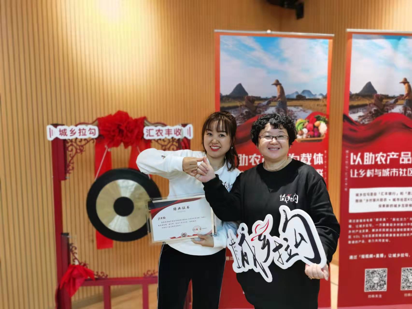 30万只肉兔养殖助力脱贫,兔养殖带动脱贫攻坚