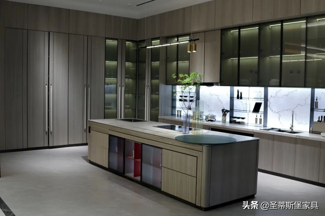 圣蒂斯堡全案整装馆,圣蒂斯堡轻奢系列