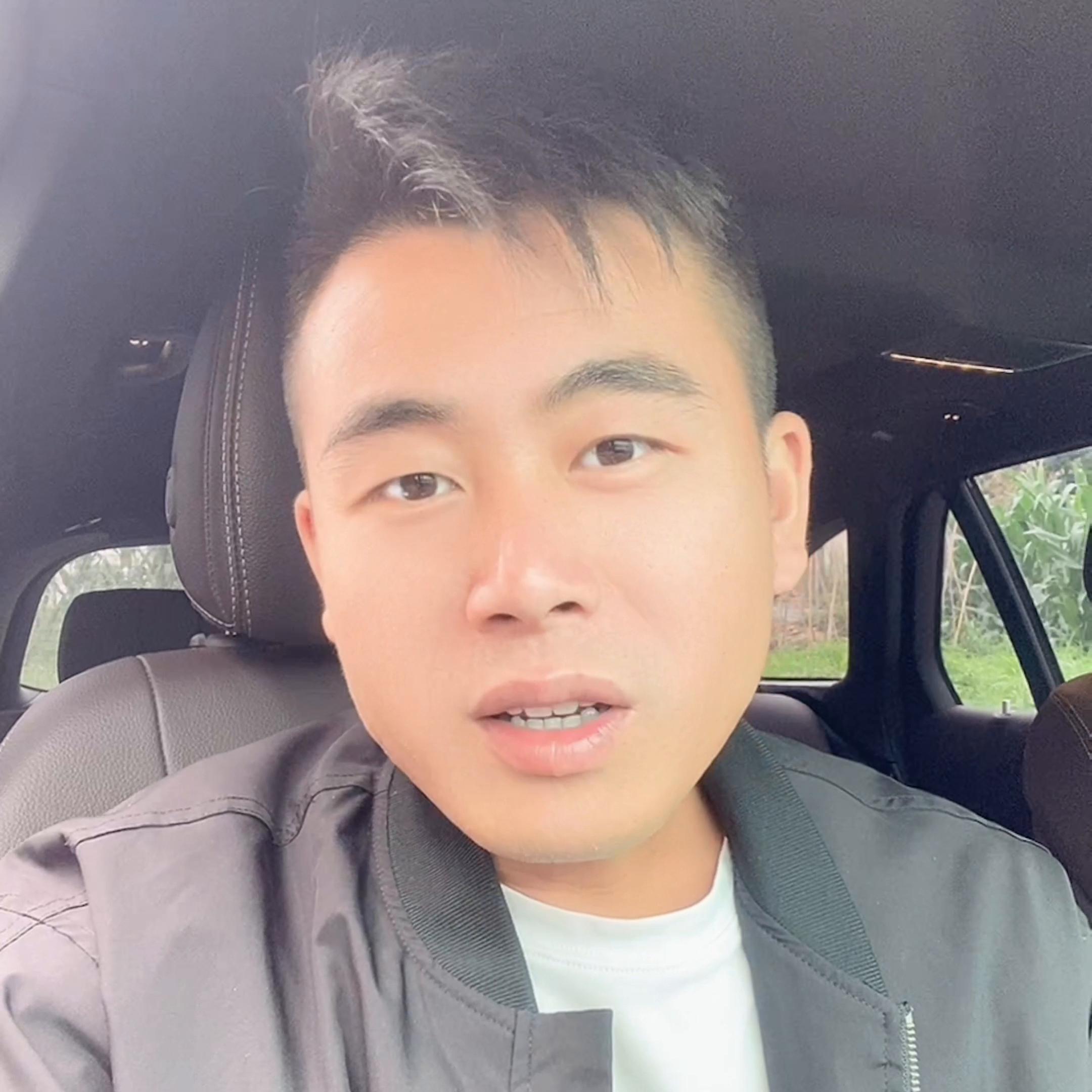 是同年兵,是一个班,是合作伙伴,是认识11年的战友,风...