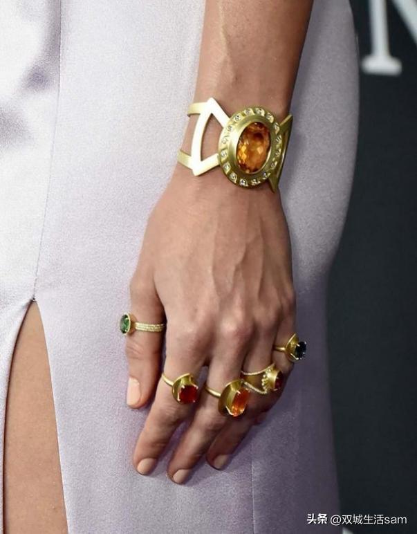 无限手套宝石颜色,宝石版无限手套