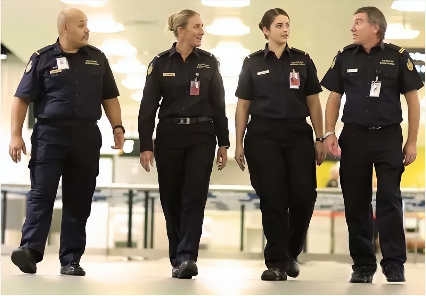 偷渡刑事处罚后被限制出入境,偷渡在海外海关被抓什么后果