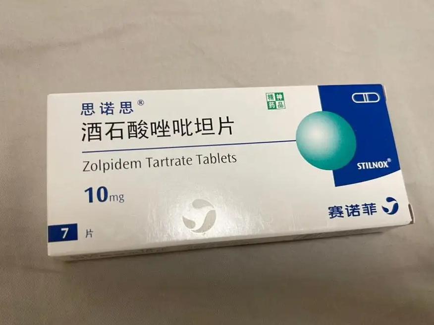 汪小菲“发疯文学”上热搜：原来，有钱人离婚也发疯啊