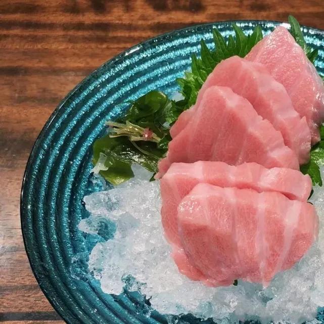 广东渔民捕获大鱼,渔民出海捕到一条106斤的鱼王