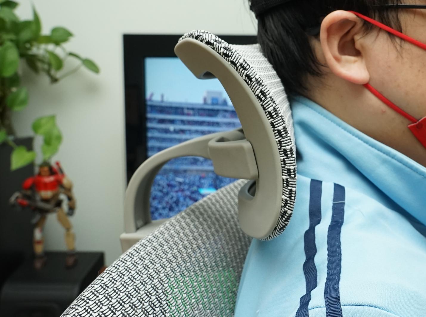 实用至上，久坐腰不累腿不麻的高品质人体工学椅：保友优旗舰W2代