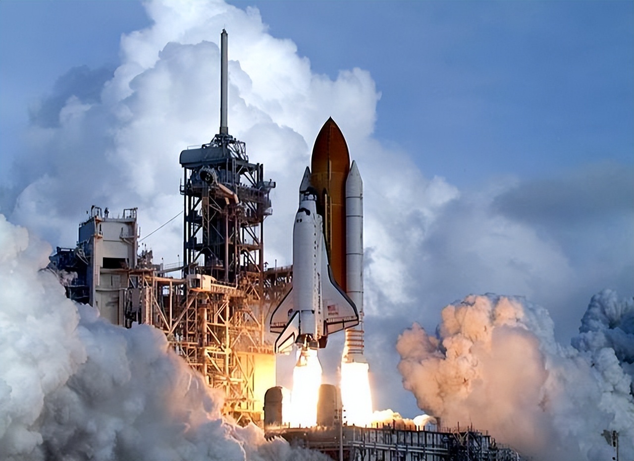 美国发明飞机的故事,世界各国发明的航天飞机