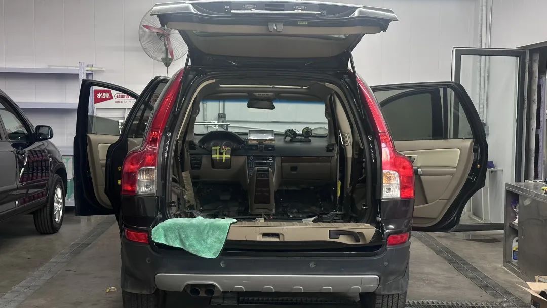 翻新一辆07年沃尔沃xc90要多少钱,开了四年的沃尔沃xc90多少钱