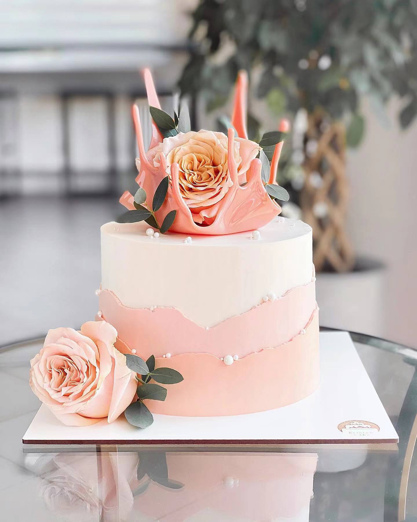 今天给大家做一款好看的蛋糕造型,美味又高颜值的蛋糕造型充满创意