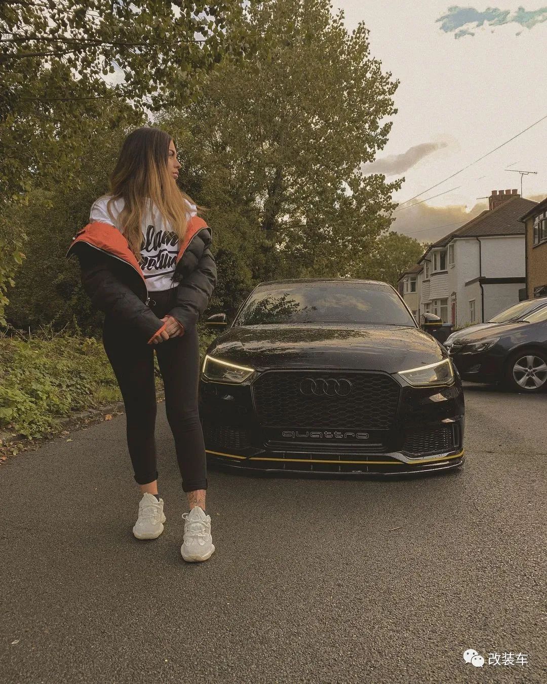 奔驰c级小姐姐改装,奔驰威霆改装小姐姐