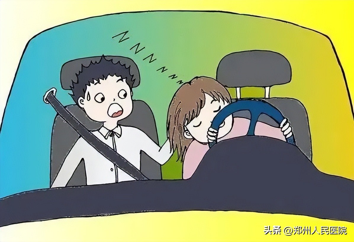 男子上夜班睡觉,小伙上课睡觉突然惊醒