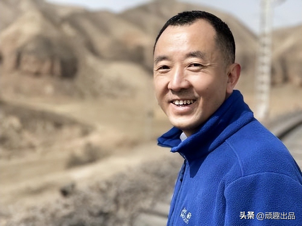 县委书记主动投案降为科员,县委书记主动投案被降职