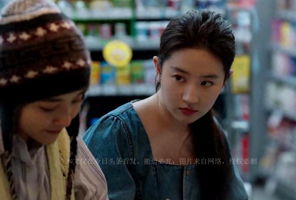 看刘亦菲剧后评价,刘亦菲在新剧中的水桶腰大象腿