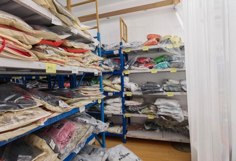 凌晨3点多买一套房,成都买房捡漏