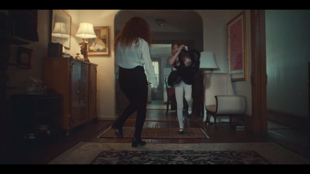 穿越成亲妈，我生我自己！这轮回丧片又来了