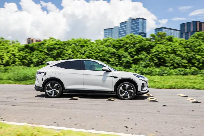 腾势n7新款2024款续航测试,腾势n7高快领航实测