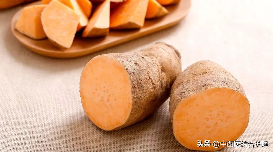 背后长许多小米粒应该怎么做,后背小米粒祛除过程